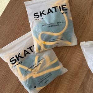Skatie Dual Tone Bikini Brazil